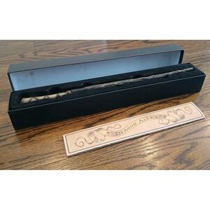 Ollivanders Birch 1 Wand with Map Wizarding World of Harry Potter - Box‎ - Map!